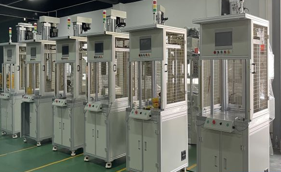 多功能伺服壓裝機(jī)與精密電子壓力機(jī)：節(jié)能環(huán)保的新銳力量