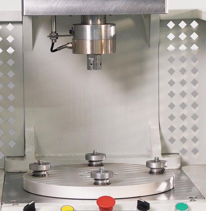 多工位壓力機：四工位壓力機的工作原理、應(yīng)用領(lǐng)域和技術(shù)優(yōu)勢