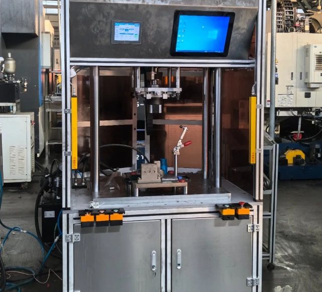 價(jià)格解析：伺服壓力機(jī)多少錢(qián)一臺(tái),物有所值嗎？