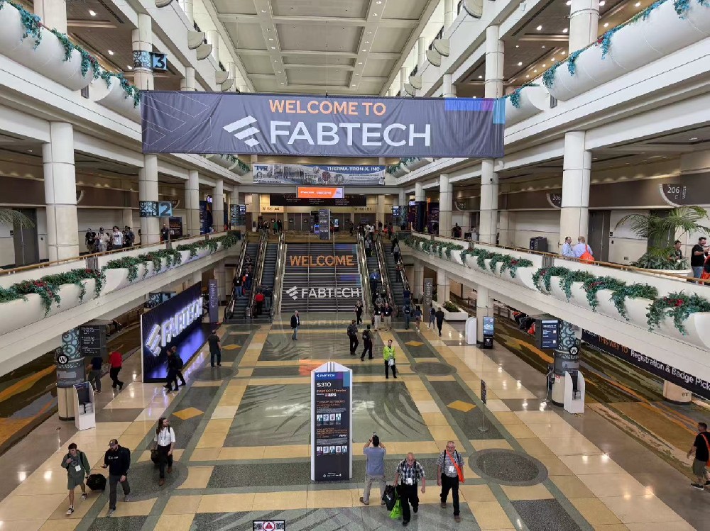 2024 FABTECH展會(huì)：迅準(zhǔn)能伺服壓力機(jī)領(lǐng)航全球制造業(yè)新紀(jì)元，奧蘭多共鑒科技盛宴！